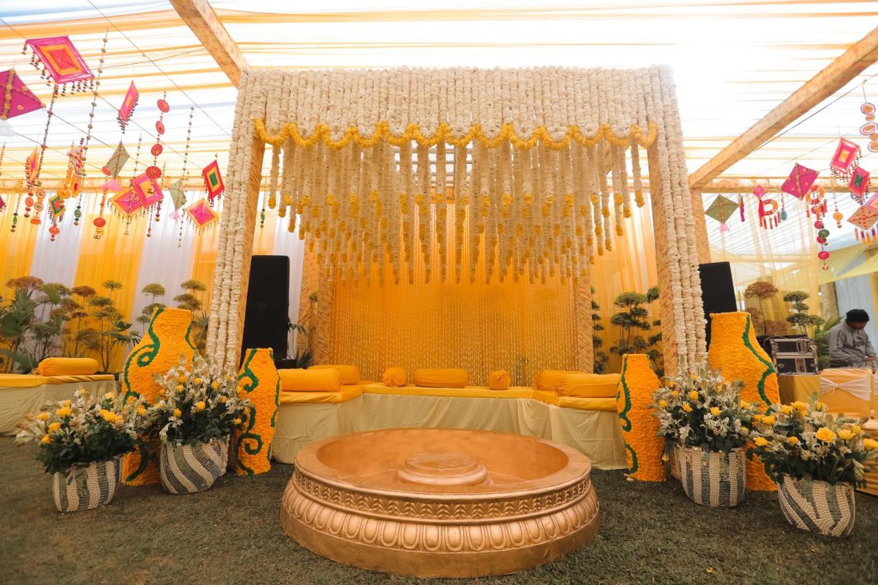 Hotel Saffron Leaf Dehradun Luaran gambar
