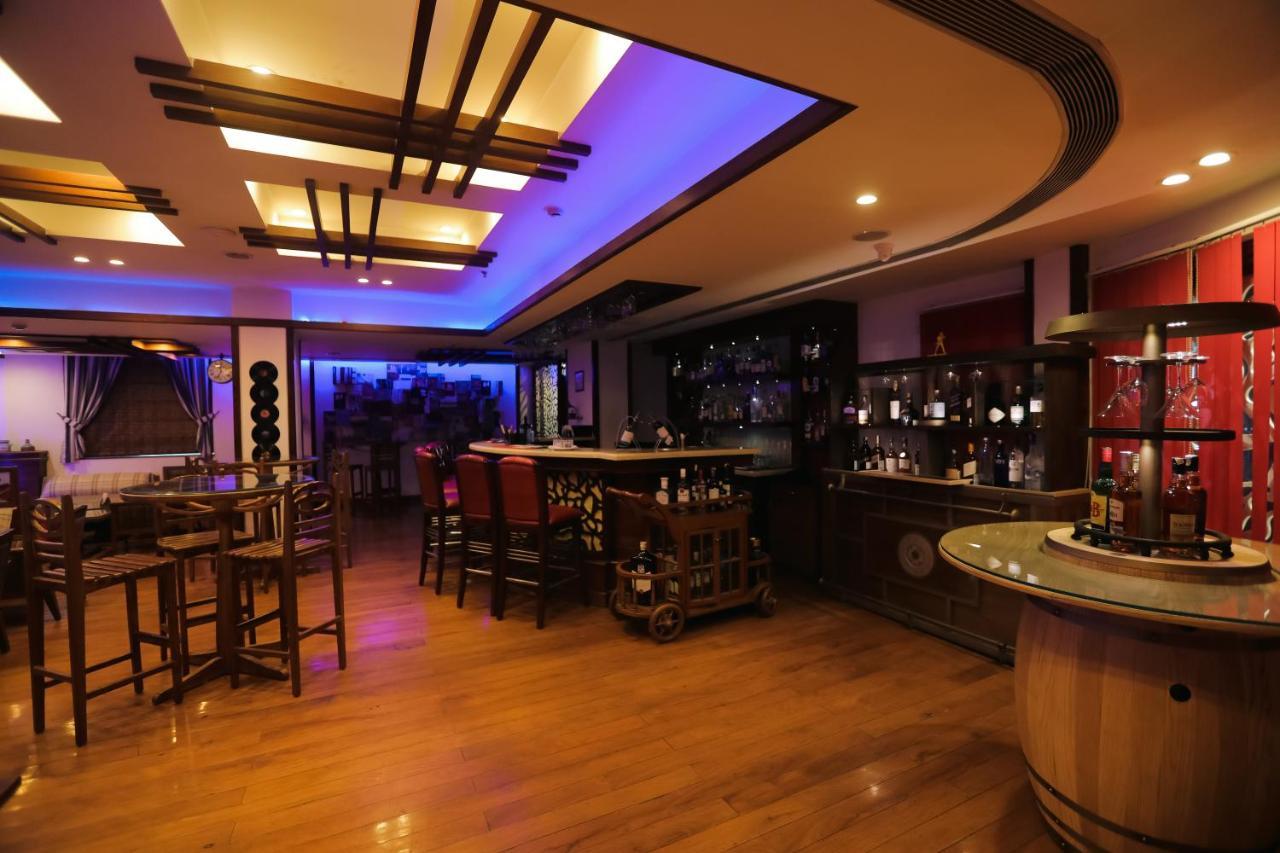 Hotel Saffron Leaf Dehradun Luaran gambar