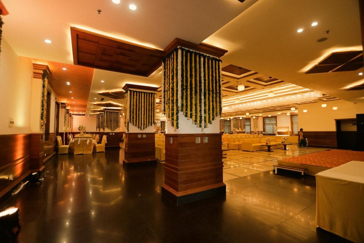 Hotel Saffron Leaf Dehradun Luaran gambar
