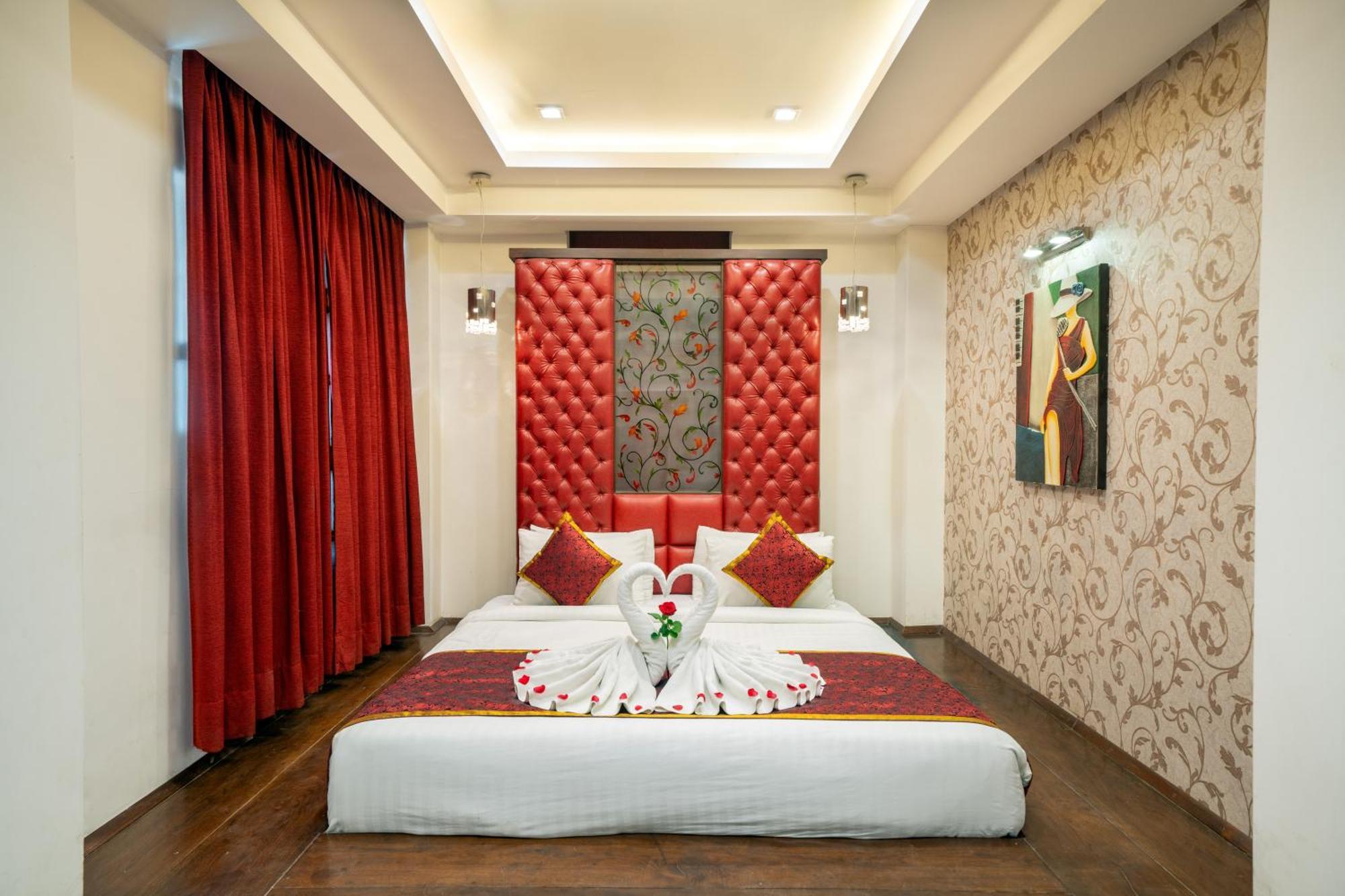 Hotel Saffron Leaf Dehradun Luaran gambar