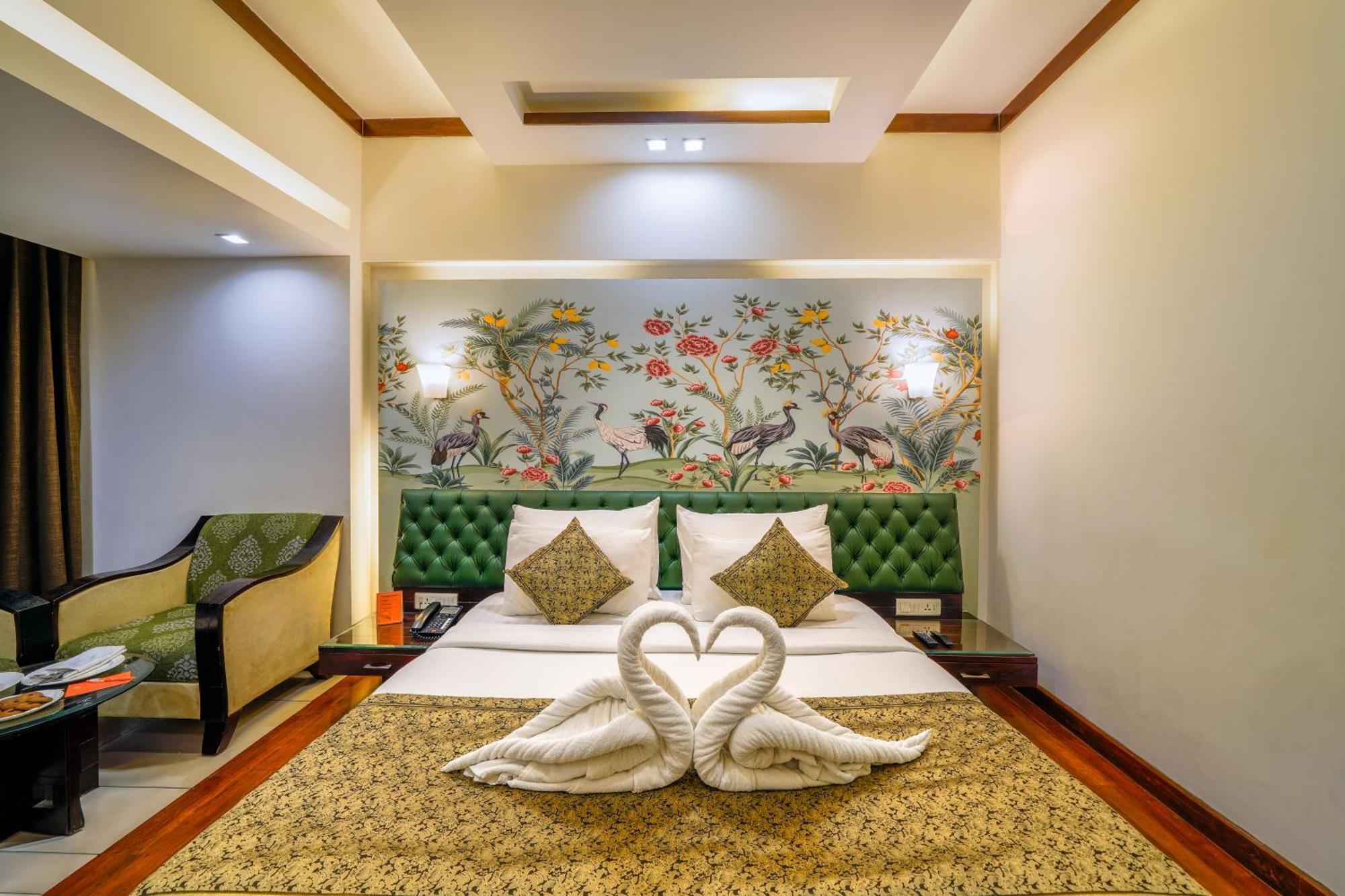 Hotel Saffron Leaf Dehradun Luaran gambar